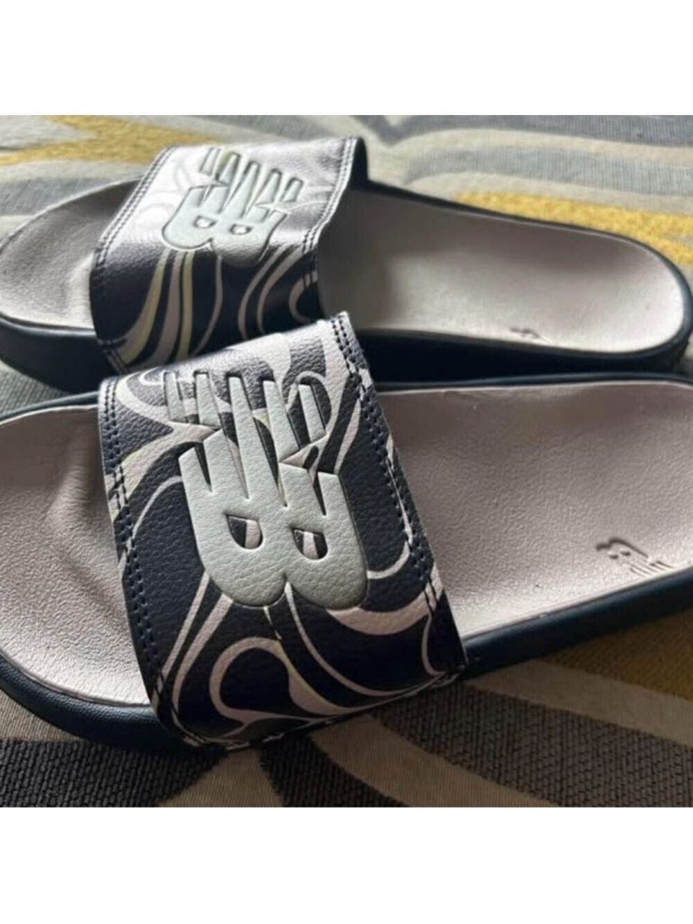Ladies size 6 New Balance Black and White Slide Sandals